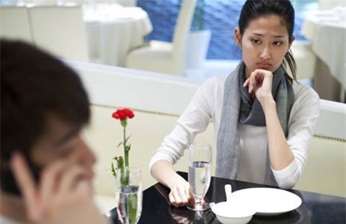 Những dấu hiệu cho thấy chàng mong muốn bạn ‘biến mất’ Những dấu hiệu cho thấy chàng mong muốn bạn ‘biến mất’