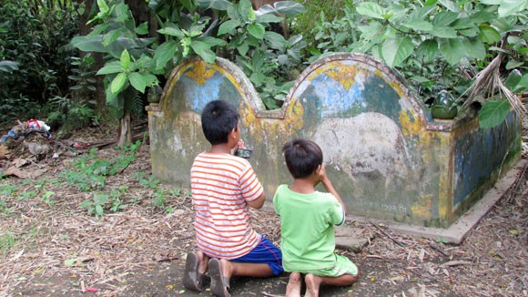 Sự thật lời đồn heo 5 móng hiển linh cho 'trúng số' Sự thật lời đồn heo 5 móng hiển linh cho 'trúng số'