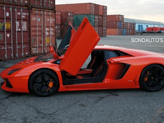 Siêu xe Lamborghini Aventador sắp về Việt Nam Siêu xe Lamborghini Aventador sắp về Việt Nam