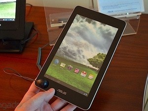 Asus giảm số lượng xuất tablet kỳ vọng trong quý II Asus giảm số lượng xuất tablet kỳ vọng trong quý II