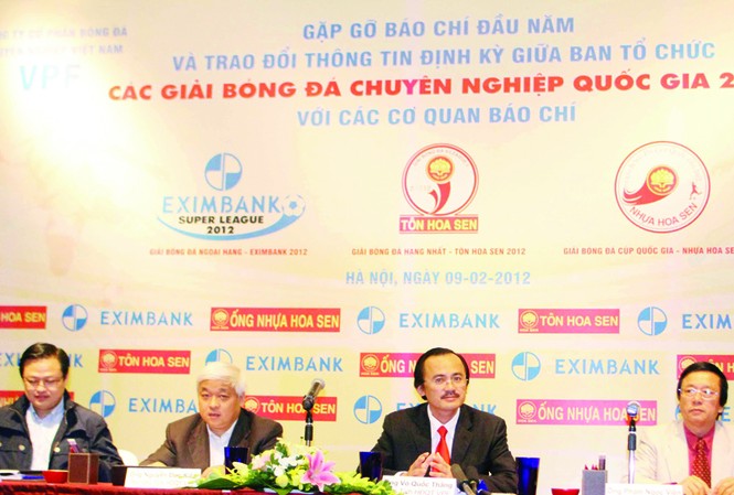 VPF không sợ áp lực Lãnh đạo VPF tuyên bố sẽ “kêu” lên cấp cao hơn nếu không hài lòng với kết luận thanh tra của Bộ VH-TT&DL về hợp đồng bản quyền truyền hình bóng đá Ảnh: VSI