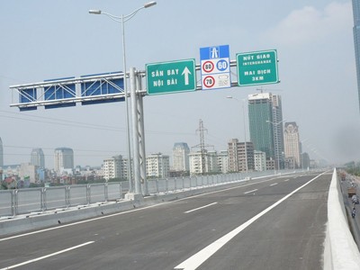 Ngày 21 - 10 thông xe đường trên cao đầu tiên ở Hà Nội Ngày 21 - 10 thông xe đường trên cao đầu tiên ở Hà Nội