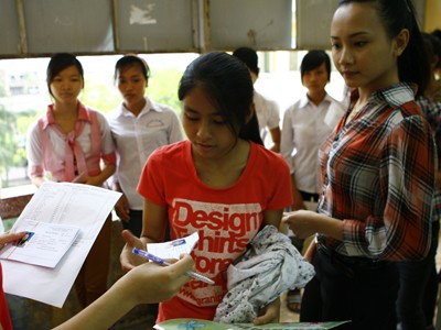 Tuyển sinh năm 2013 sẽ khó hơn Tuyển sinh năm 2013 sẽ khó hơn