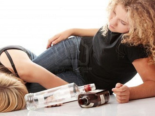 Nữ sinh bị phạt vì... quá tốt Nữ sinh bị phạt vì... quá tốt