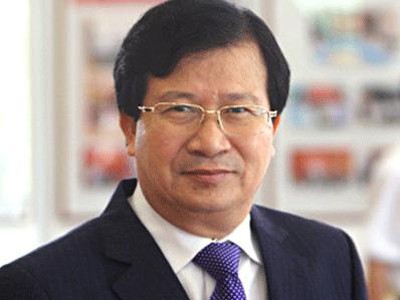 Bộ trưởng Trịnh Đình Dũng: Bộ trưởng Bộ Xây dựng Trịnh Đình Dũng đề nghị tạo thuận lợi về thủ tục để người dân nhanh chóng mua được nhà ở xã hội.
