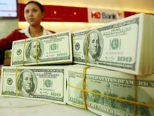 Giá USD 'nóng' lên Giá USD 'nóng' lên