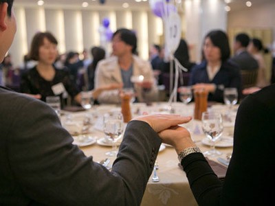 Thanh niên Hàn Quốc vất vả kiếm người yêu Thanh niên Hàn Quốc vất vả kiếm người yêu