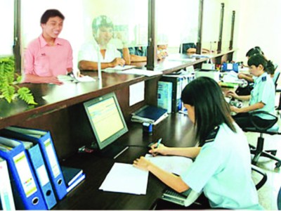 Hải quan lập 'đường dây nóng' tiếp nhận thông tin cán bộ nhũng nhiễu Hải quan lập 'đường dây nóng' tiếp nhận thông tin cán bộ nhũng nhiễu