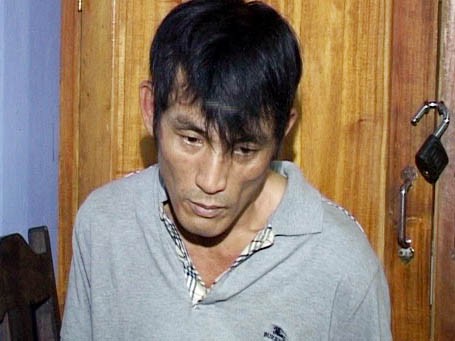 Ba lần lao ôtô vào cảnh sát giao thông Ba lần lao ôtô vào cảnh sát giao thông