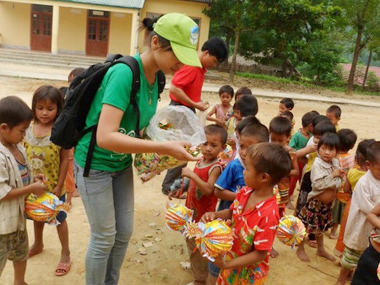Cô gái 'sinh ra để làm tình nguyện' Cô gái 'sinh ra để làm tình nguyện'