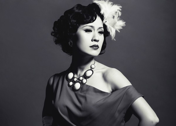 Thanh Thúy ấn tượng với vẻ đẹp cổ điển Thanh Thúy ấn tượng với vẻ đẹp cổ điển
