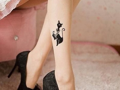Tất xăm họa tiết độc đáo cho bạn gái Tất xăm họa tiết độc đáo cho bạn gái
