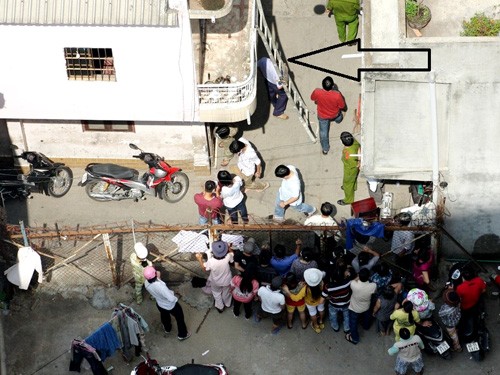 Phát hiện hai xác chết trong căn gác đóng kín Phát hiện hai xác chết trong căn gác đóng kín
