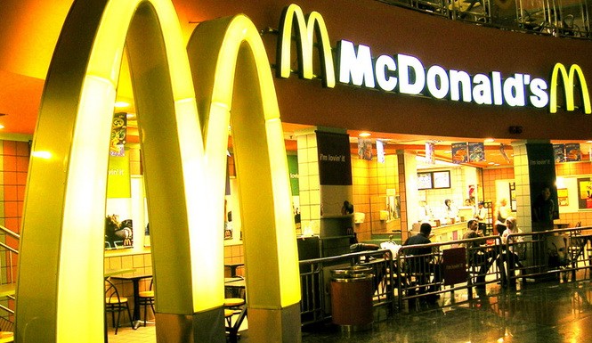 Người khổng lồ McDonald’s sắp vào Việt Nam Người khổng lồ McDonald’s sắp vào Việt Nam
