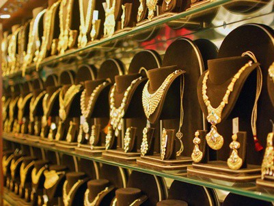 Giá vàng trong nước dao động nhẹ Giá vàng trong nước dao động nhẹ