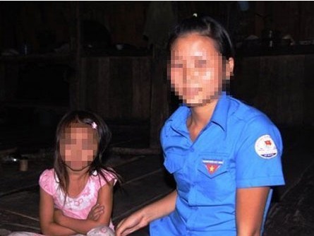 Những màn đánh ghen đáng sợ của 'Hoạn Thư' 9X Những màn đánh ghen đáng sợ của 'Hoạn Thư' 9X