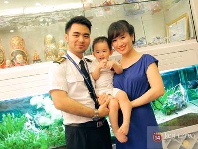 Chân dung cơ trưởng trẻ lái chuyên cơ ở Quốc tang Đại tướng Chân dung cơ trưởng trẻ lái chuyên cơ ở Quốc tang Đại tướng