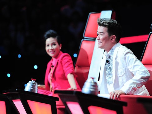 The Voice: Vòng 'Đối đầu' tập cuối đẫm nước mắt The Voice: Vòng 'Đối đầu' tập cuối đẫm nước mắt