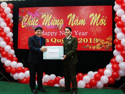 Anh Nguyễn Đắc Vinh chúc Tết Bộ Tư lệnh Cảnh vệ Anh Nguyễn Đắc Vinh chúc Tết Bộ Tư lệnh Cảnh vệ