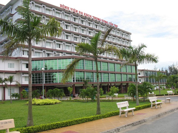 Bất thường vụ đấu thầu hơn 77 tỷ đồng Bất thường vụ đấu thầu hơn 77 tỷ đồng