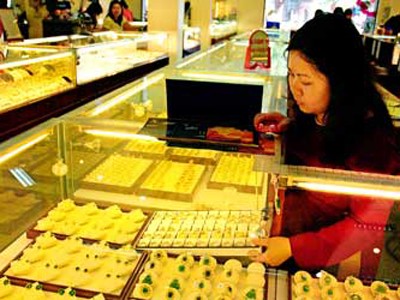 Siết chặt an ninh tại các tiệm vàng Siết chặt an ninh tại các tiệm vàng