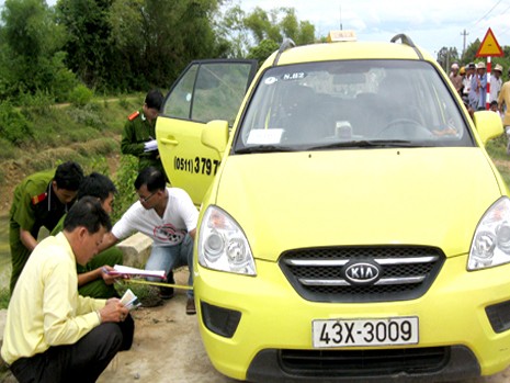 100 công an, dân phòng vây bắt tên cướp taxi 100 công an, dân phòng vây bắt tên cướp taxi