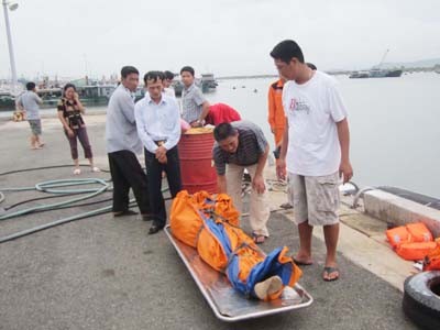 Chưa thấy 2 nạn nhân cuối cùng vụ đắm tàu Cần Giờ Chưa thấy 2 nạn nhân cuối cùng vụ đắm tàu Cần Giờ