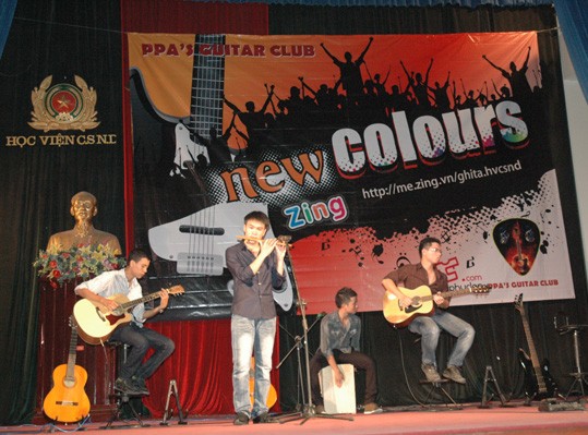 New Colours – Màu sắc mới của CLB Guitar Học viện CSND New Colours – Màu sắc mới của CLB Guitar Học viện CSND