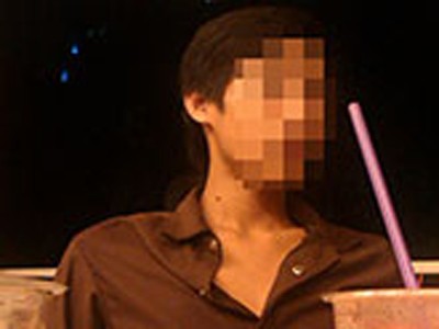 Bi kịch đời trai bán thân cho… 'ả bóng' khát tình Bi kịch đời trai bán thân cho… 'ả bóng' khát tình