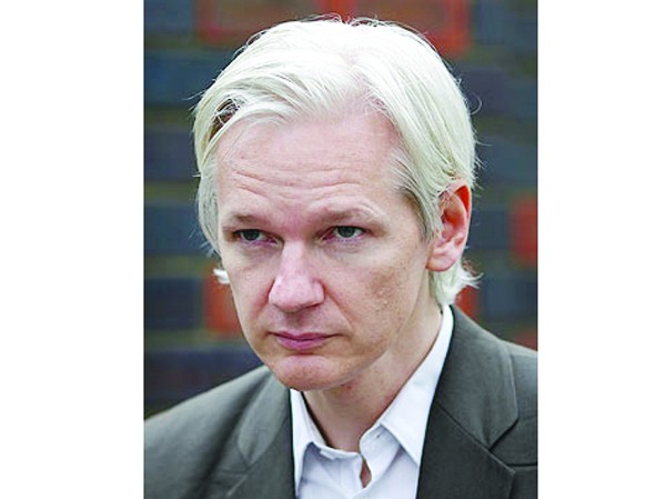 Người sáng lập WikiLeaks trốn vào sứ quán Ecuador Người sáng lập WikiLeaks trốn vào sứ quán Ecuador