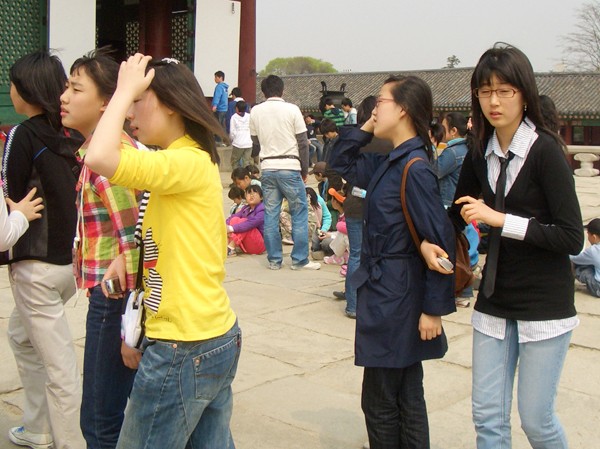 Phụ nữ Hàn Quốc lười kết hôn Nữ thanh niên Hàn Quốc mải lo sự nghiệp. Ảnh: T.Đ