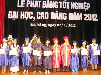 Tìm cách trọng dụng người trẻ giỏi Tìm cách trọng dụng người trẻ giỏi