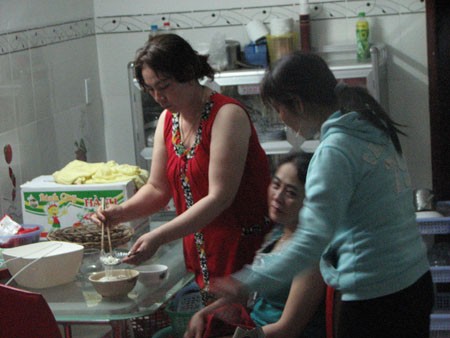 Bà Trần Thúy Liễu trong trại giam: 'Người tình' không đến thăm! Bà Trần Thúy Liễu trong trại giam: 'Người tình' không đến thăm!