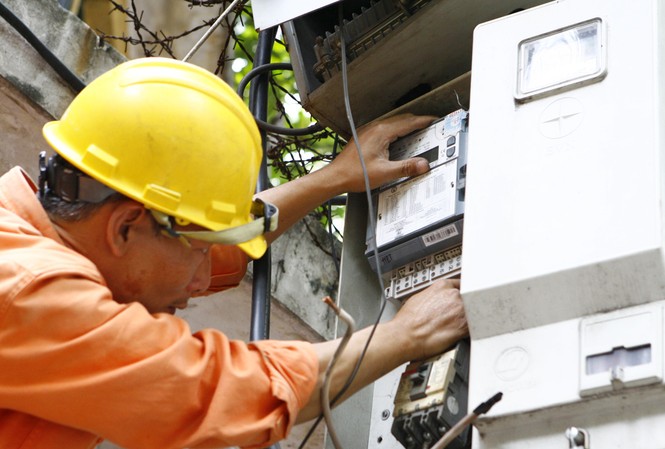 Tới đây phải công khai giá thành điện Giá thành điện sẽ được công khai. Ảnh: Hồng Vĩnh
