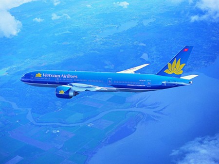 Hàng không huỷ, hoãn gần 60 chuyến bay vì bão Hàng không huỷ, hoãn gần 60 chuyến bay vì bão