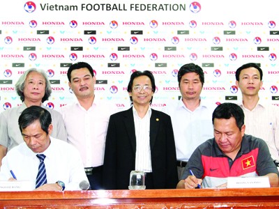 VFF thiếu tôn trọng 'tướng' Phúc? VFF thiếu tôn trọng 'tướng' Phúc?