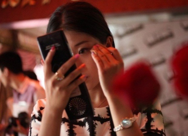 Đại gia tuyển vợ: 1 'chọi' 6 Đại gia tuyển vợ: 1 'chọi' 6