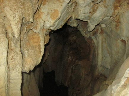 Rợn người vào lãnh địa của 'hồn ma' Hang Hòm Rợn người vào lãnh địa của 'hồn ma' Hang Hòm