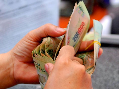 Bi hài thưởng Tết bằng 'hiện vật' Bi hài thưởng Tết bằng 'hiện vật'