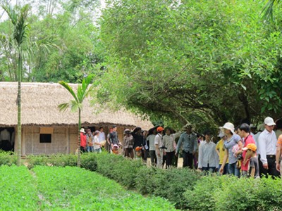 Nhiều hoạt động kỷ niệm ngày sinh Chủ tịch Hồ Chí Minh Nhiều hoạt động kỷ niệm ngày sinh Chủ tịch Hồ Chí Minh