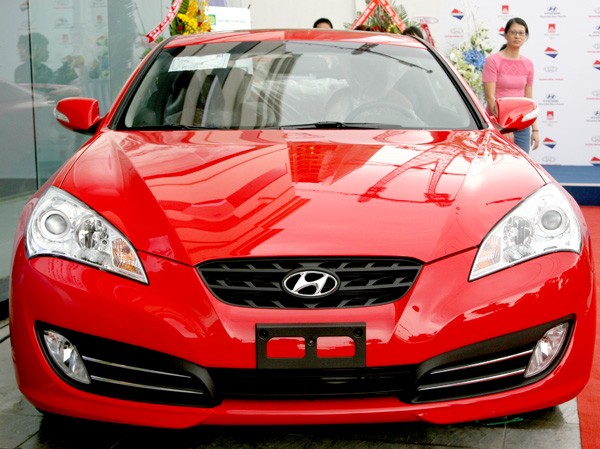 Hyundai 'qua mặt' Honda và Toyota Mẫu xe Genesis của Hyundai