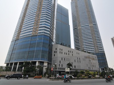 Thuế ra tay, doanh nghiệp FDI giảm lỗ ngàn tỷ Sau khi bị thanh tra do có dấu hiệu chuyển giá, Keangnam Vina đã phải giảm nhiều khoản chi phí vô lý
(Ảnh chụp tòa nhà cao nhất Hà Nội do Keangnam Vina đầu tư)