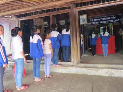 Nơi chôn rau cắt rốn vái vọng người Nơi chôn rau cắt rốn vái vọng người