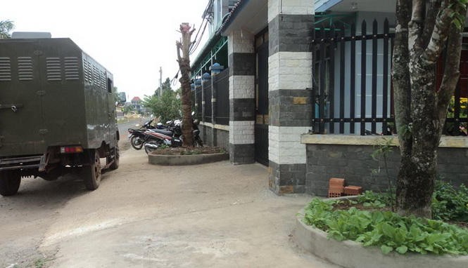 Bắt 2 phó giám đốc sở và 1 giám đốc trung tâm Ngôi nhà của ông Nguyễn Tuấn Cảnh bị công an khám xét