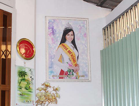 Mẹ Hoa hậu bán dâm Mỹ Xuân: Không giận hay oán trách con! Mẹ Hoa hậu bán dâm Mỹ Xuân: Không giận hay oán trách con!