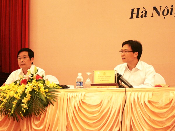 Tái cấu trúc ngân hàng: Phải bảo vệ tiền gửi của dân Buổi họp báo diễn ra chiều 4-11 tại Hà Nội. Ảnh: C.N