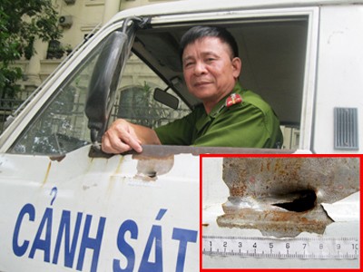 Đại úy cảnh sát thuật chuyện bị nã đạn bên Hồ Gươm Đại úy cảnh sát thuật chuyện bị nã đạn bên Hồ Gươm