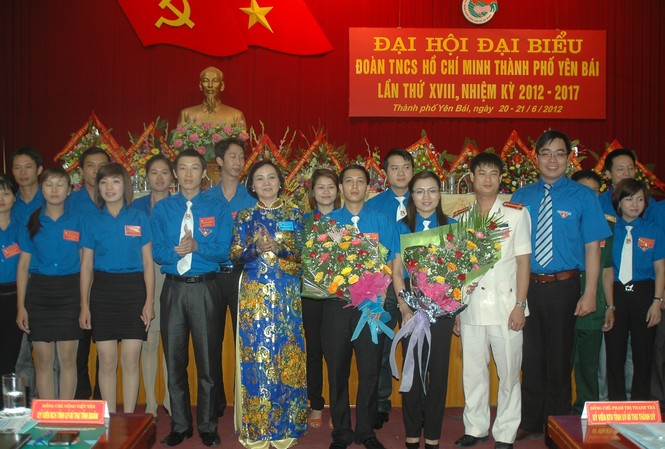 Tuổi trẻ tham gia phát triển toàn diện TP Yên Bái Tuổi trẻ tham gia phát triển toàn diện TP Yên Bái