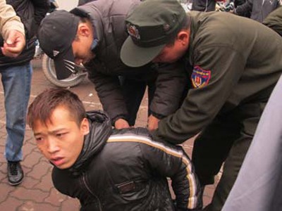 Cơn lốc ma túy 'đá' Cơn lốc ma túy 'đá'