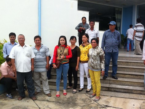 Nông dân nuôi cá tra mất vốn Nông dân nuôi cá tra mất vốn